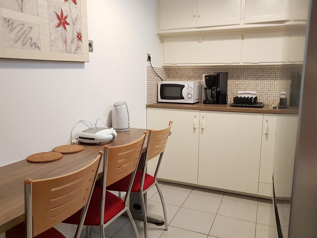 Errathens Apartments - Athens Center Экстерьер фото
